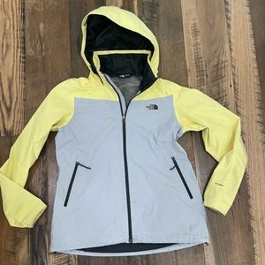 The North Face Dryvent jacket coat Wm L